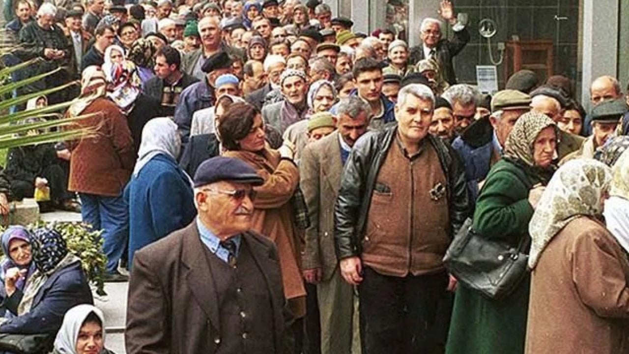 Foto - Maaşlara yeni düzenleme: Emekliye zam gündemde