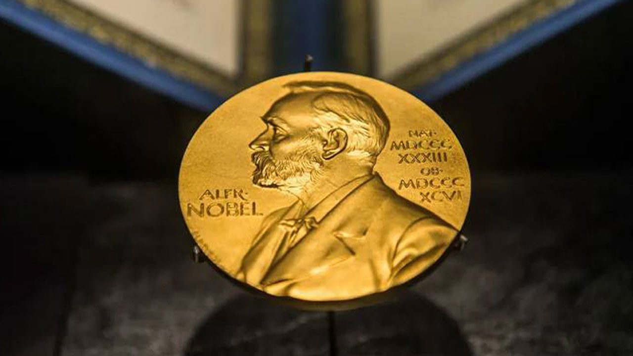 Foto - Machado’ya verilen Nobel Ödülü tepki çekti! Barış Ödülü mü siyasi ödül mü?