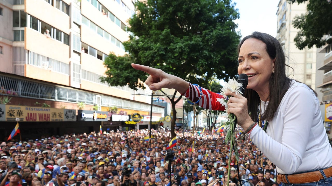 Foto - Machado’ya verilen Nobel Ödülü tepki çekti! Barış Ödülü mü siyasi ödül mü?