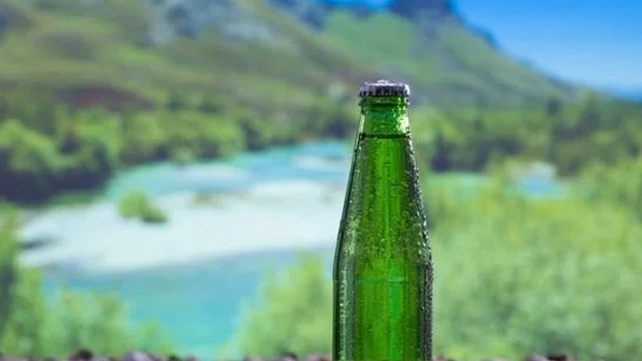 Maden suyu mu, su mu? Hangisinin daha sağlıklı olduğu ortaya çıktı! Bakın ne yaparsanız sağlıklı olur...