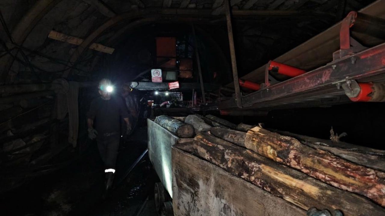 Foto - Madencilerin yerin 120 metre altında ilk sahur heyecanı