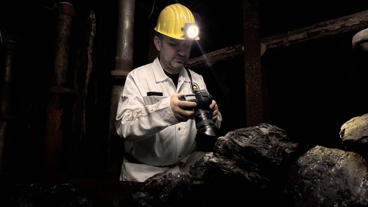 Madencinin kendi objektifinden 'kara elmas' mesaisi