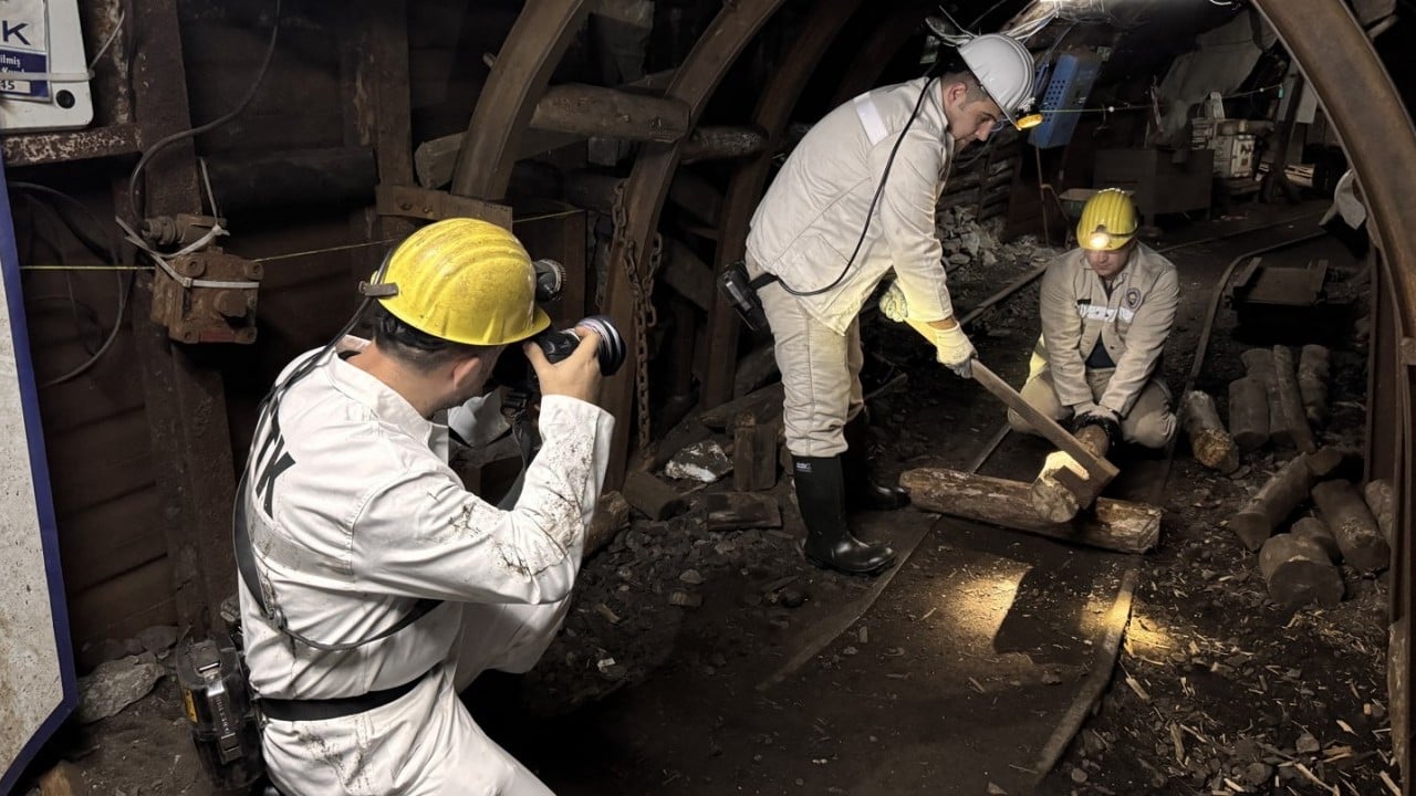 Foto - Madencinin kendi objektifinden 'kara elmas' mesaisi