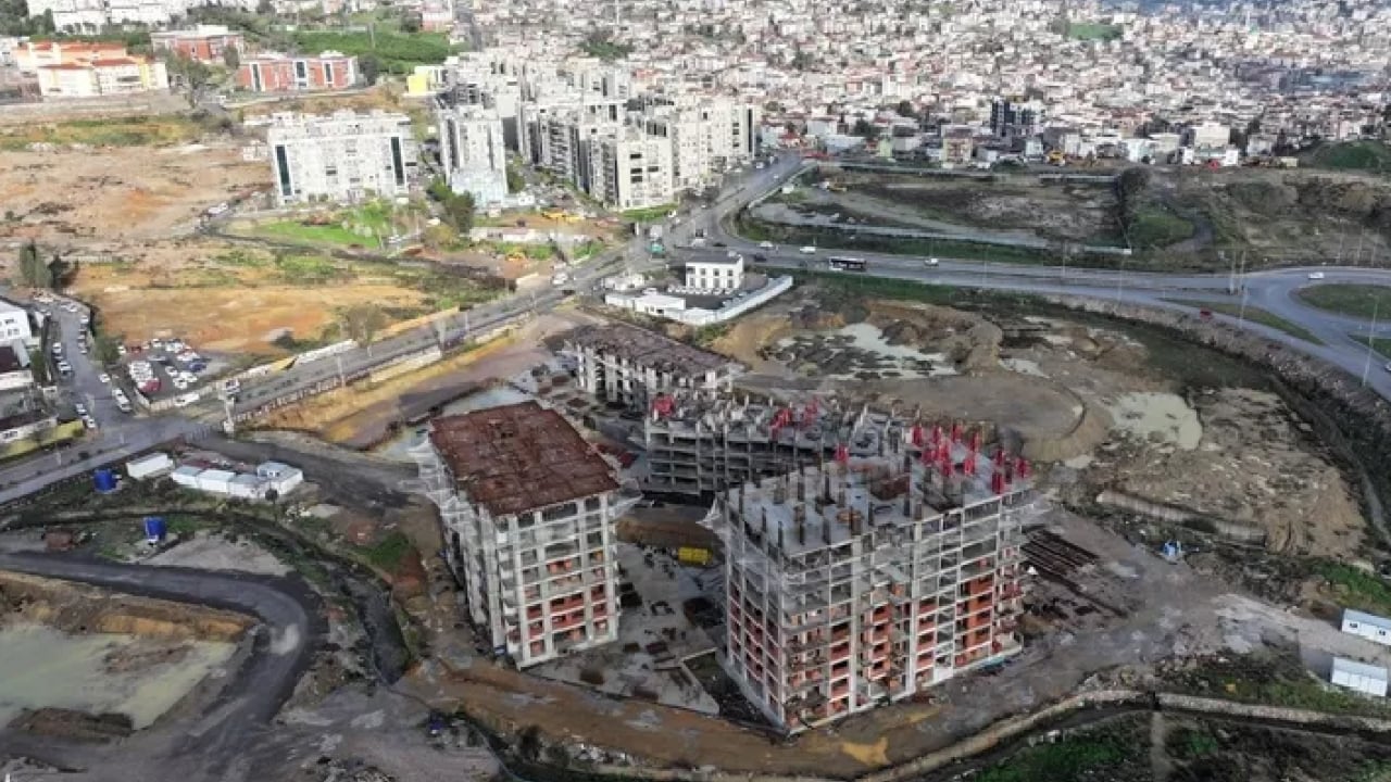 Foto - Mağdur CHP’liler Özgür Özel’den hesap sordu: Önce kendi kapının önünü temizle!