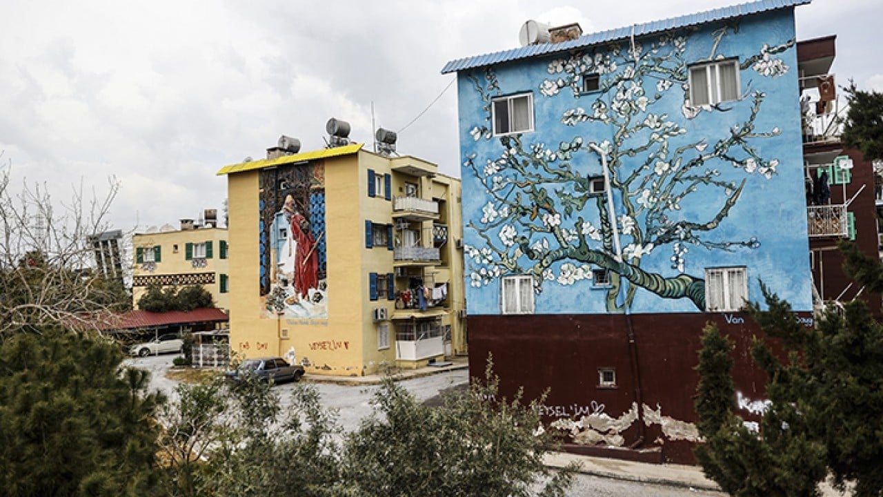 Foto - Mahalle açık hava sanat galerisine döndü