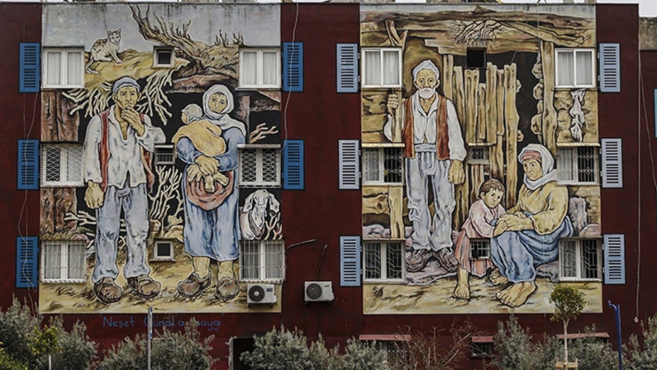 Foto - Mahalle açık hava sanat galerisine döndü