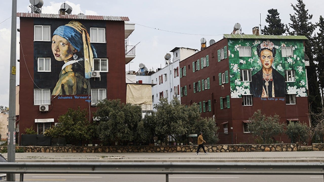 Foto - Mahalle açık hava sanat galerisine döndü