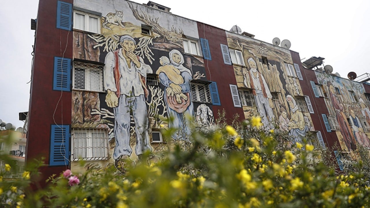 Foto - Mahalle açık hava sanat galerisine döndü