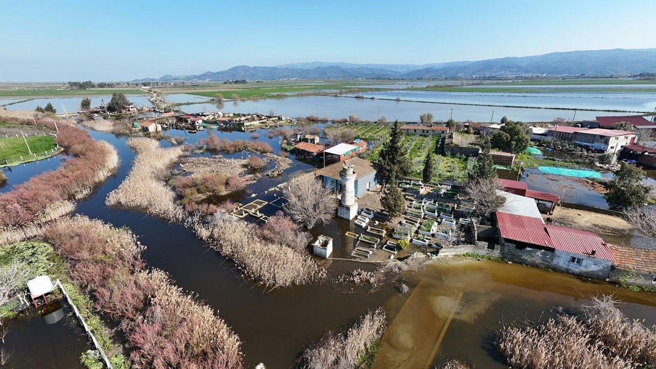 Foto - Mahalle sular altında kaldı! Burası Venedik değil Aydın