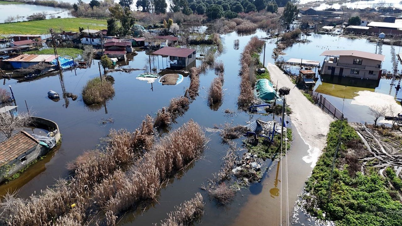Foto - Mahalle sular altında kaldı! Burası Venedik değil Aydın