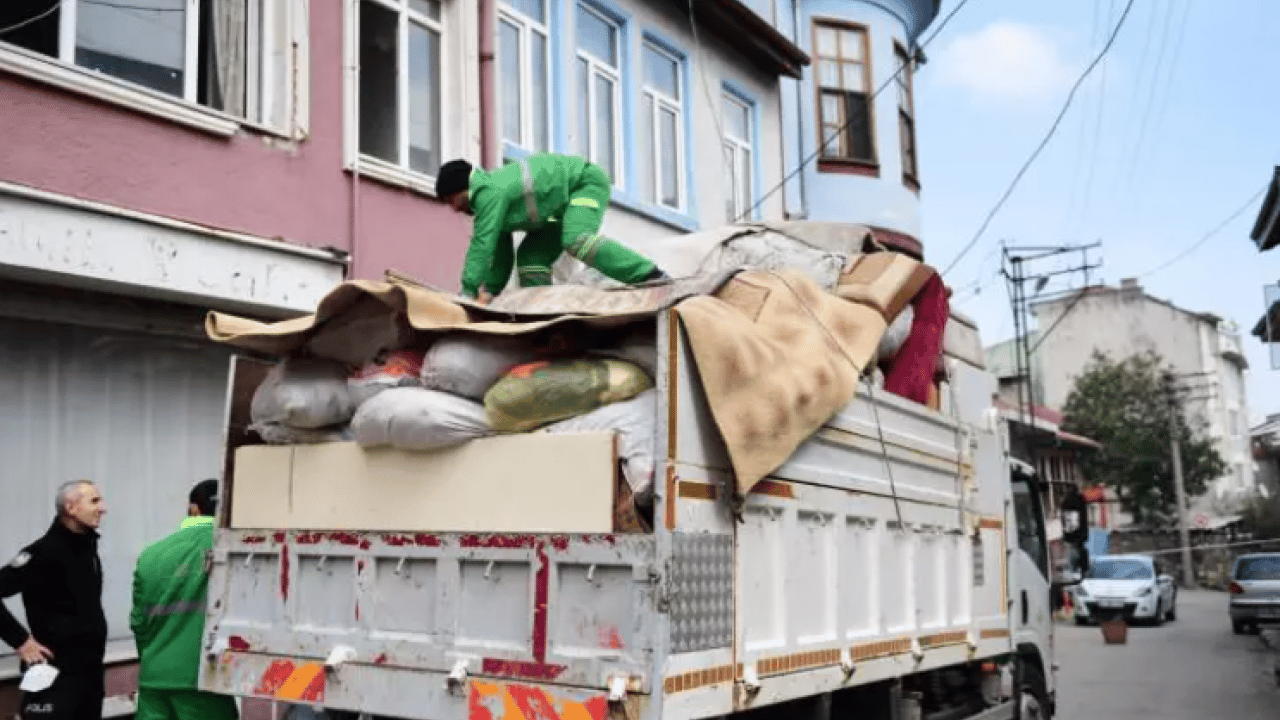 Foto - Mahkeme karar verdi! Eve giren ekipler şok oldu!