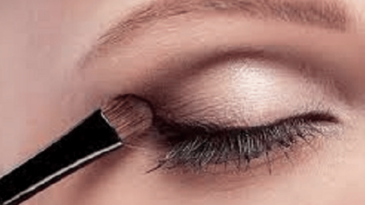 Foto - Makyajsız aydınlık göz çevresi: 3 sabah rutini ile cildin doğal nem dengesini korumanın doğal yolları bulundu!