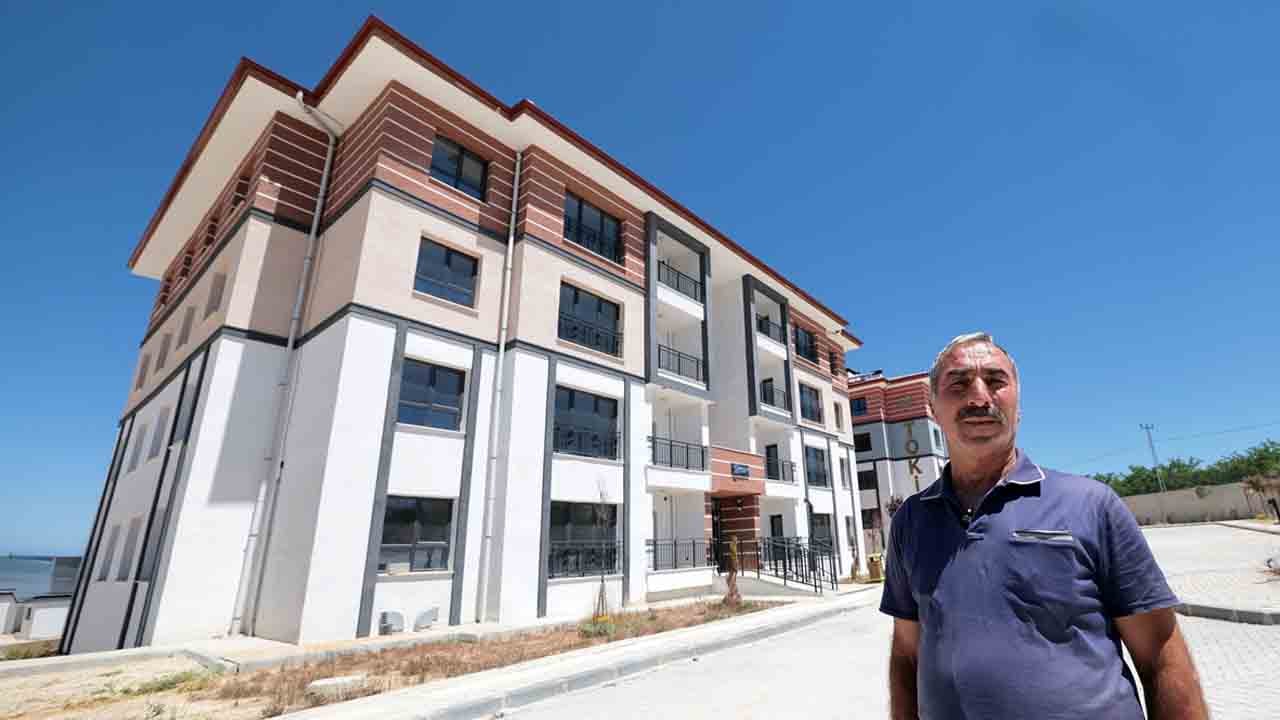 Malatya'da deprem konutları teslim edilmeye devam ediyor: Darende'de anahtar mutluluğu!