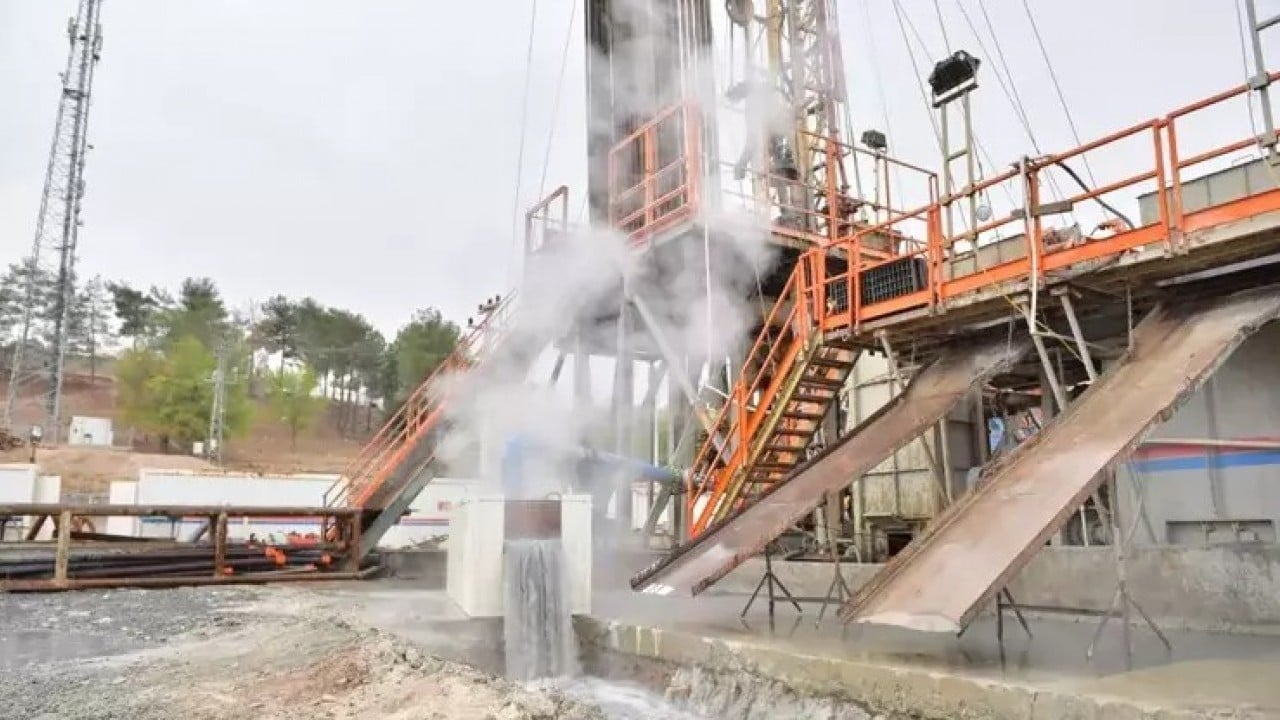 Foto - Malatyalıları havalara uçuracak gelişme! Kentin altından petrol gibi fışkıracak