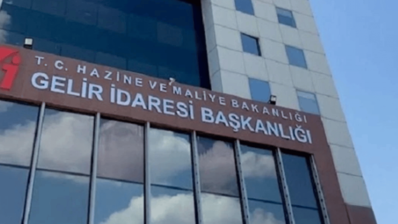 Maliye'de yapay zeka dönemi: Dijital Vergi Asistanı GİBİ yoğun ilgi görüyor