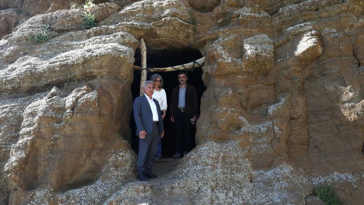 Foto - Manevi atmosfer eşsiz manzara Bapir-i Kal zaviyesi ile mağaralarla zaman yolculuğu