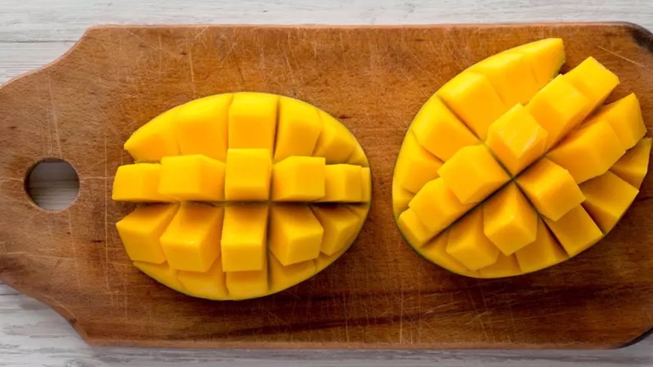 Foto - Mango nasıl yenir? 4 teknikten haberdar oldunuz mu? Bunu yapanlar, çekirdekler gidiyor! 