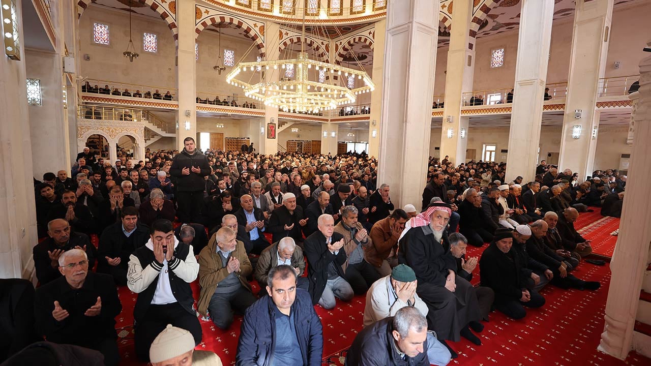 Foto - Mardin’de anlamlı etkinlik: 15 Temmuz şehitleri için hatim okundu