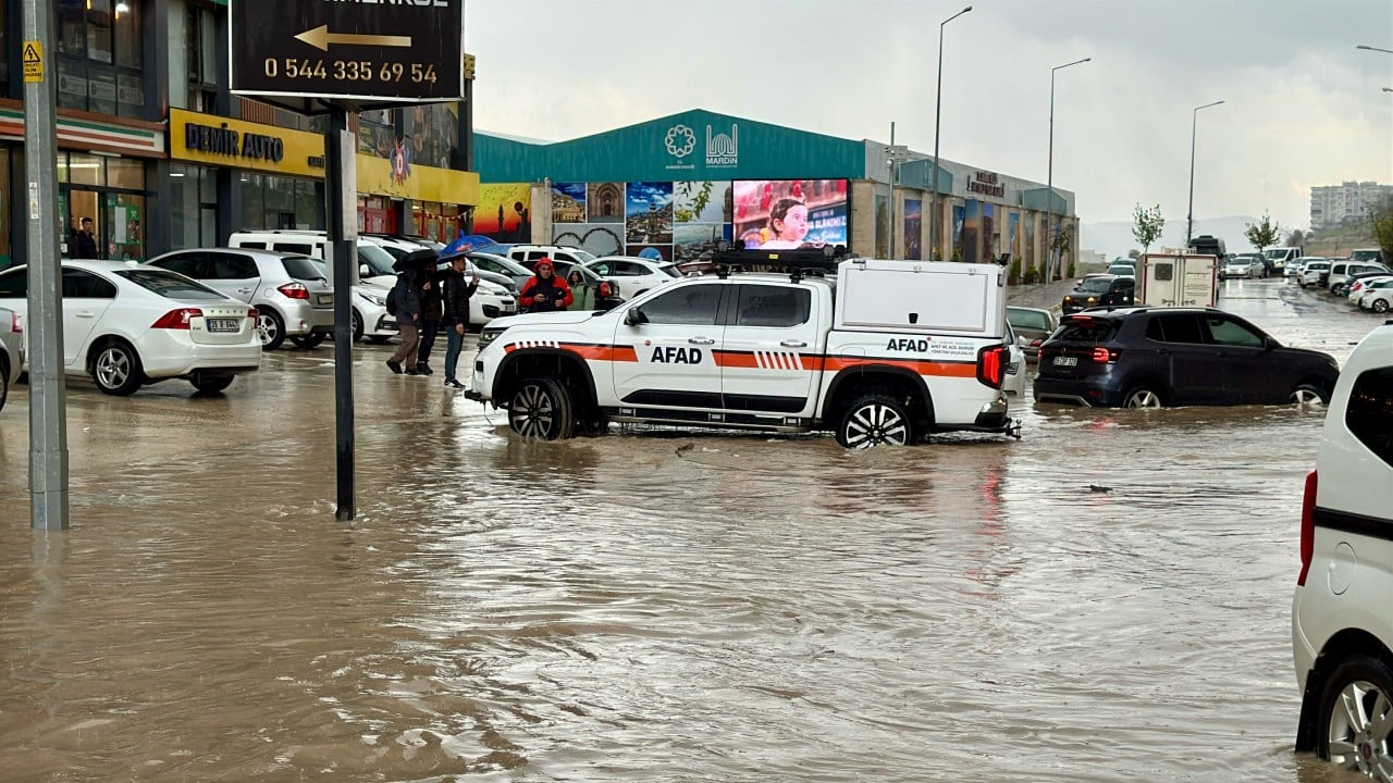 Foto - Mardin'i sağanak vurdu