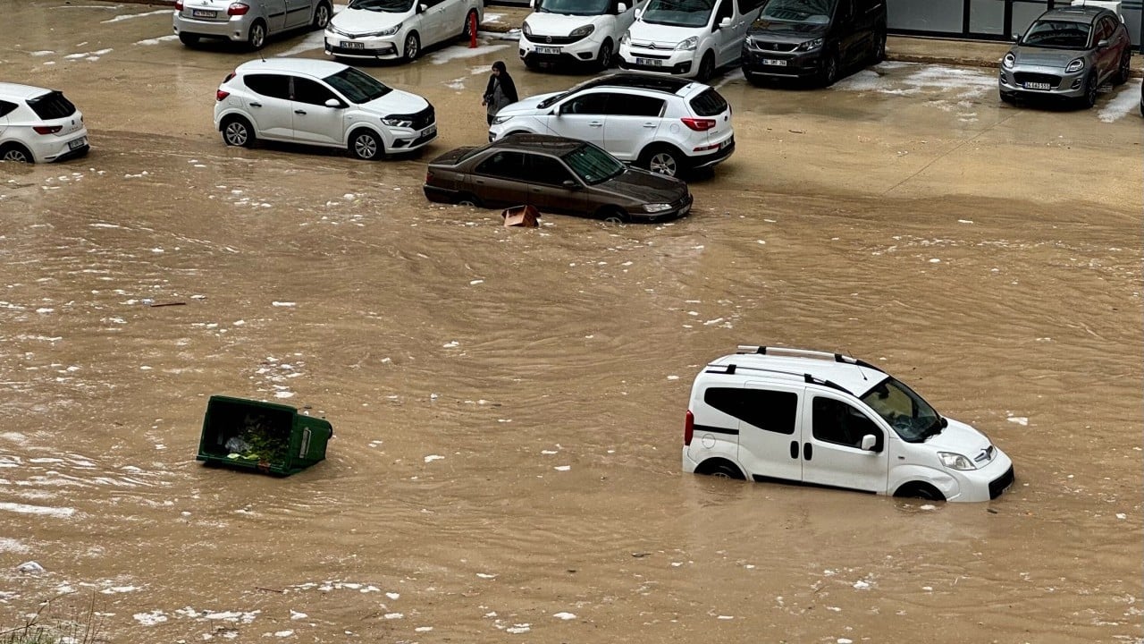 Foto - Mardin'i sağanak vurdu