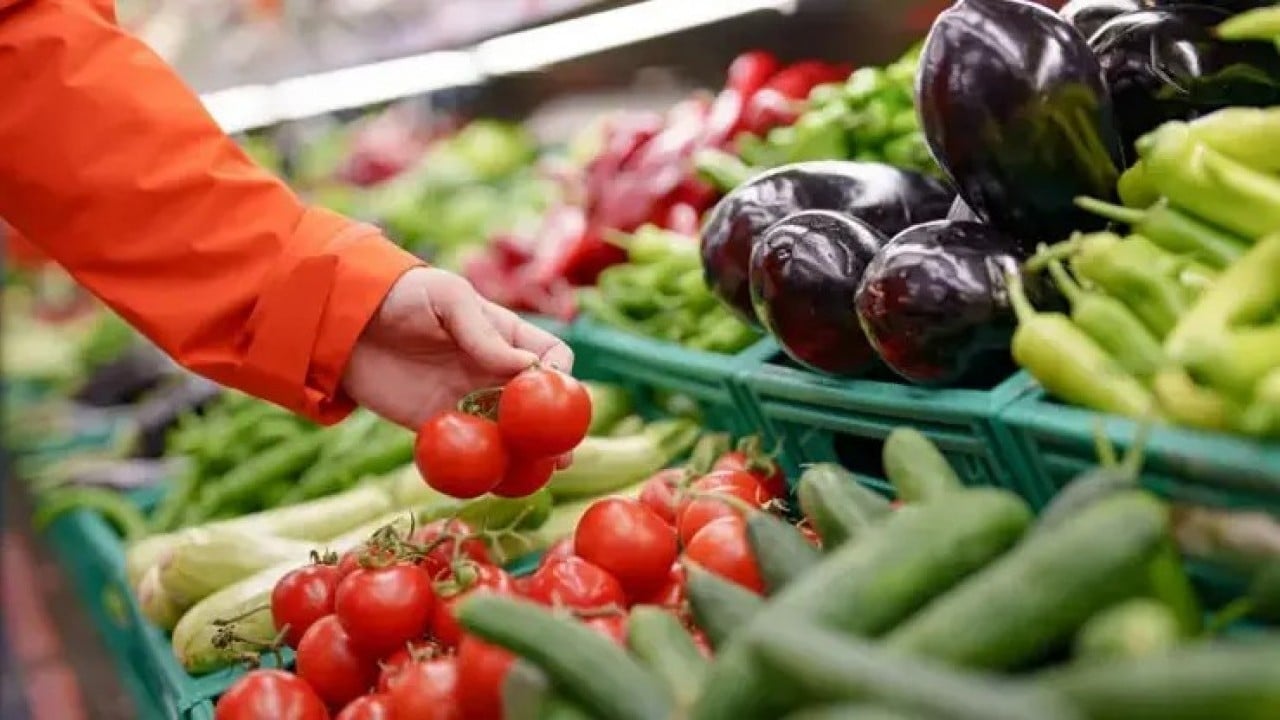 Foto - Marketlerin etiket oyunu Kasaya gidene kadar aldığınız ürün zamlanacak