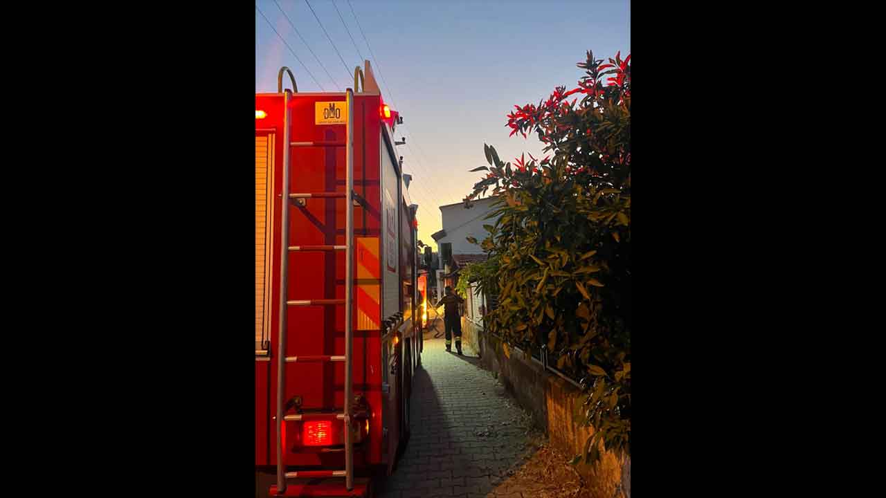Foto - Marmaris'te vahşet dolu gecede mucize kurtuluş! Gözü dönmüş eski eş evi benzinle kundakladı!