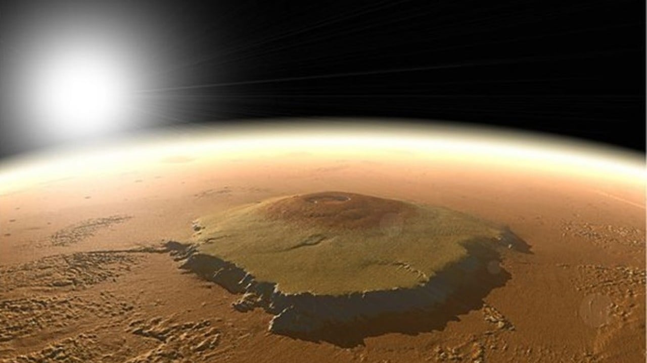 Mars'ta zaman su gibi akıyor