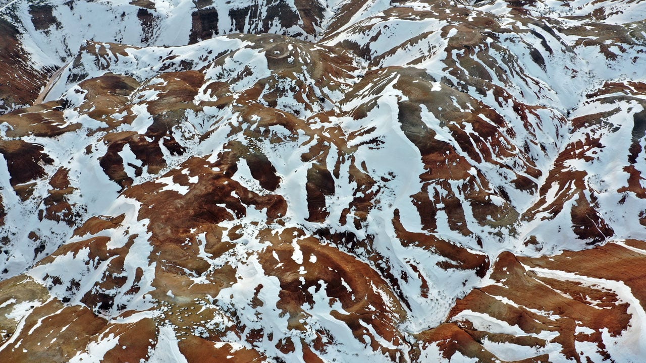 Foto - Masal sahnesi değil gerçek! Gökkuşağı Tepeleri kar sonrası hayran bıraktı