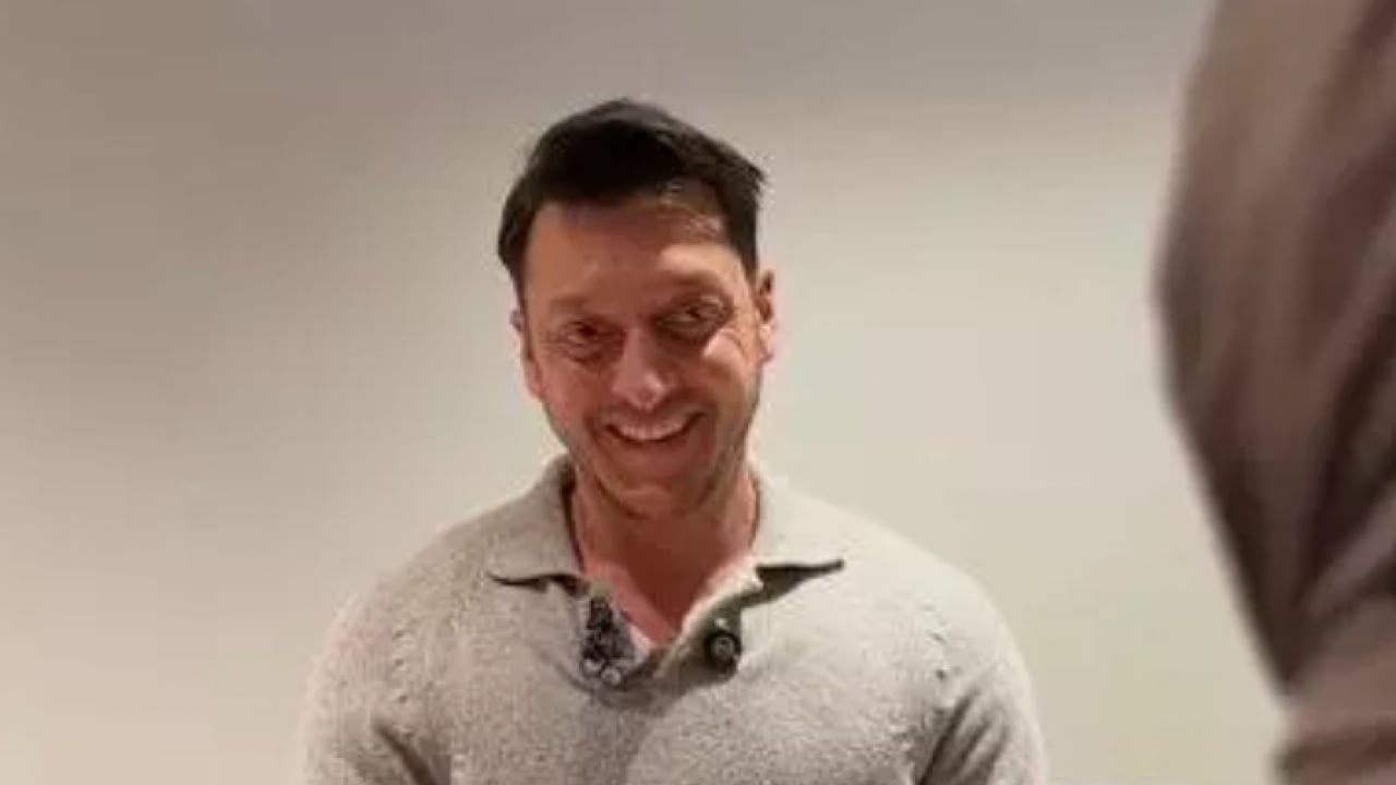 Foto - Masut Özil huzuru Kuran-ı Kerim'de buldu: 'Kötü yolda değilsem imanım sayesinde!'