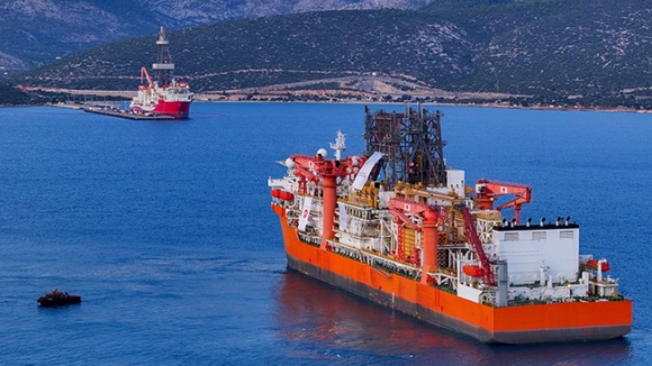 Foto - Mavi Vatan’ın yeni gücü Karadeniz’de: ‘Yıldırım’ Filyos’a demirledi!