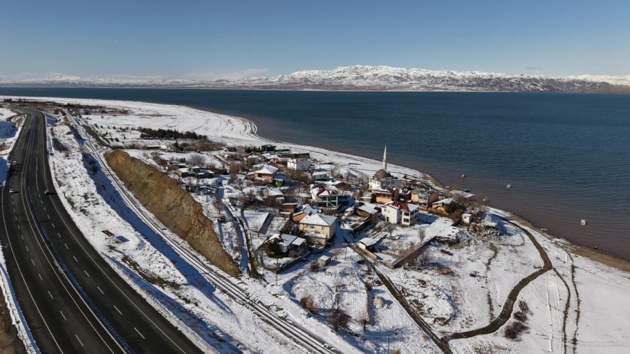 Foto - Mavi ve beyazın buluşması büyüledi