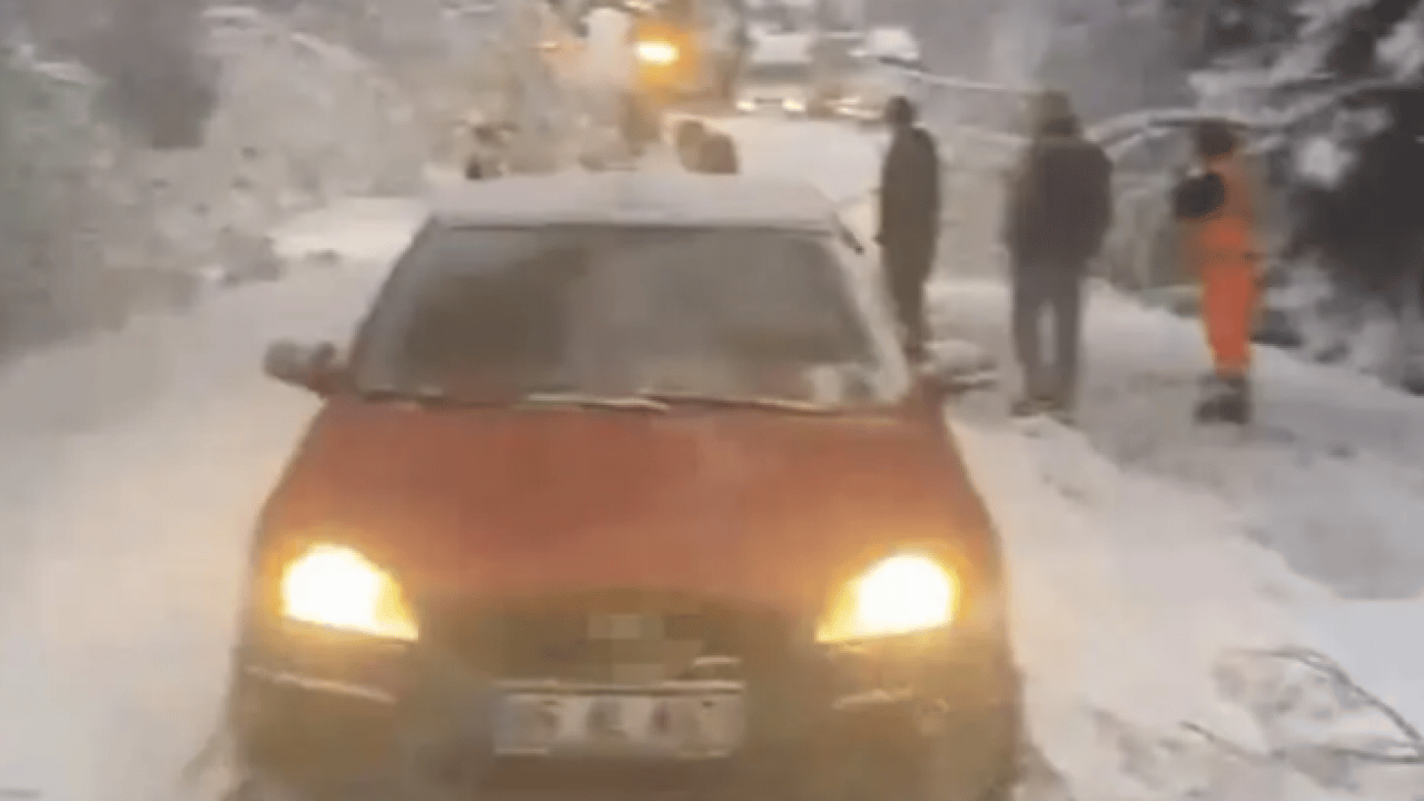 Foto - Mayıs ayında kar şoku: Kış geri döndü, yollar kapandı