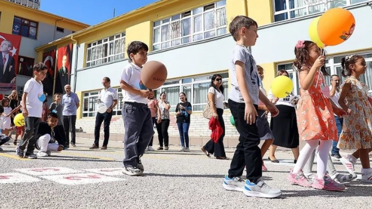 Foto - MEB düğmeye bastı! Okula başlama yaşı değişiyor