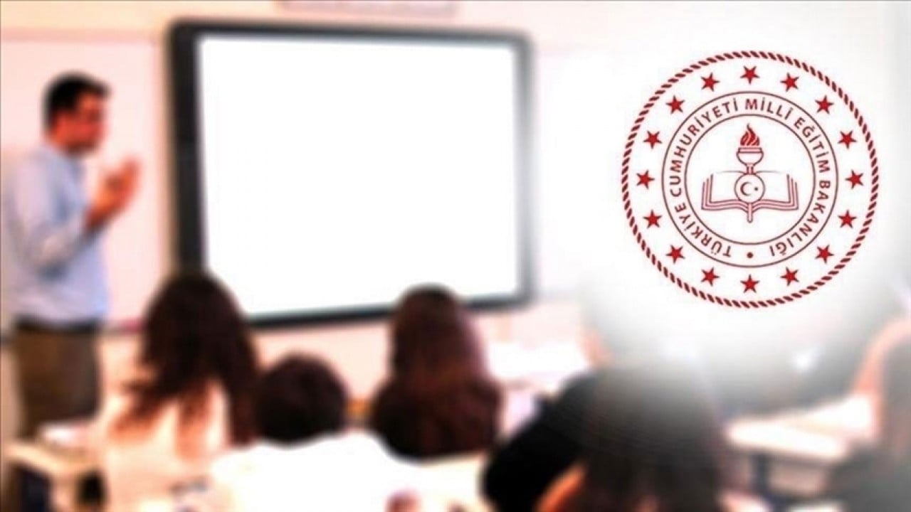 MEB duyurdu! Öğretmenlerin yer değiştirme başvuru tarihleri belli oldu