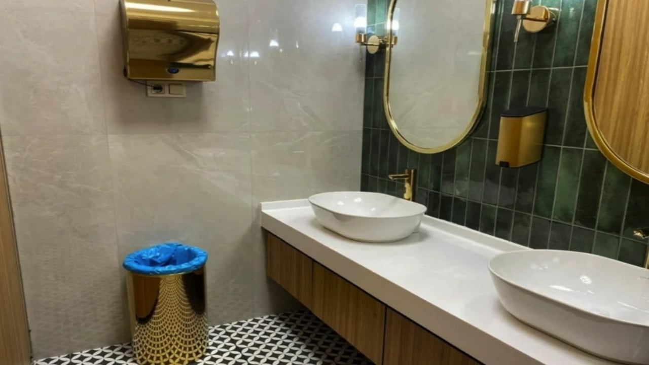 Foto - Meclis’te tuvaletler yenilendi! Vekilimin ağzı kokmasın diye yapılan hareket olay oldu