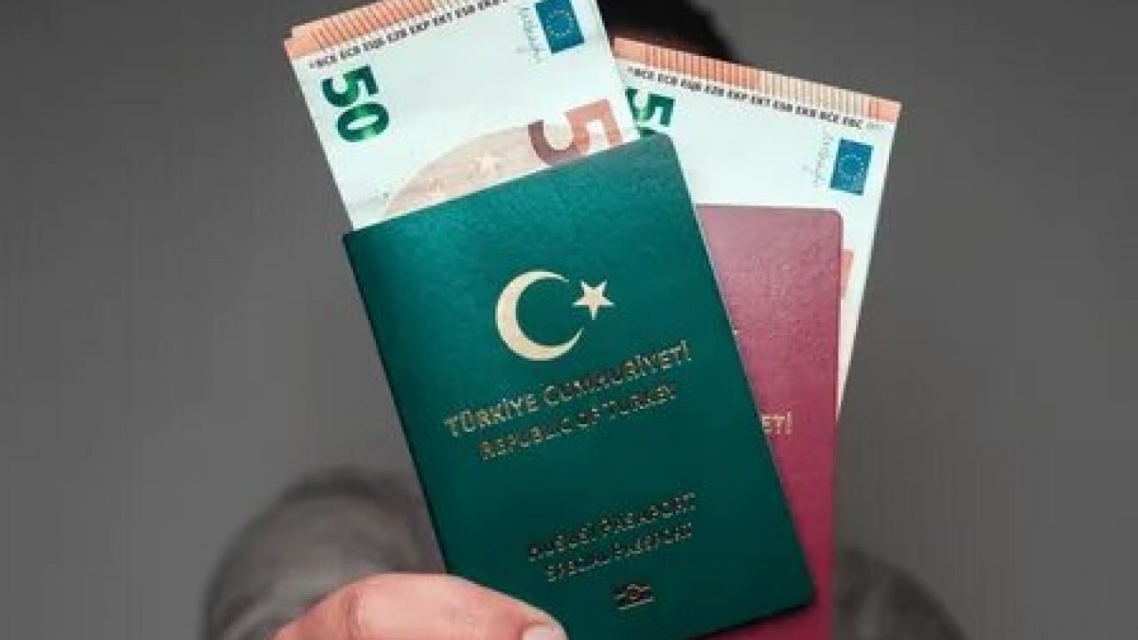 Foto - Meclis'te yeşil pasaport hareketliliği! Bir meslek grubuna daha vizesiz seyahat kapısı mı açılıyor?