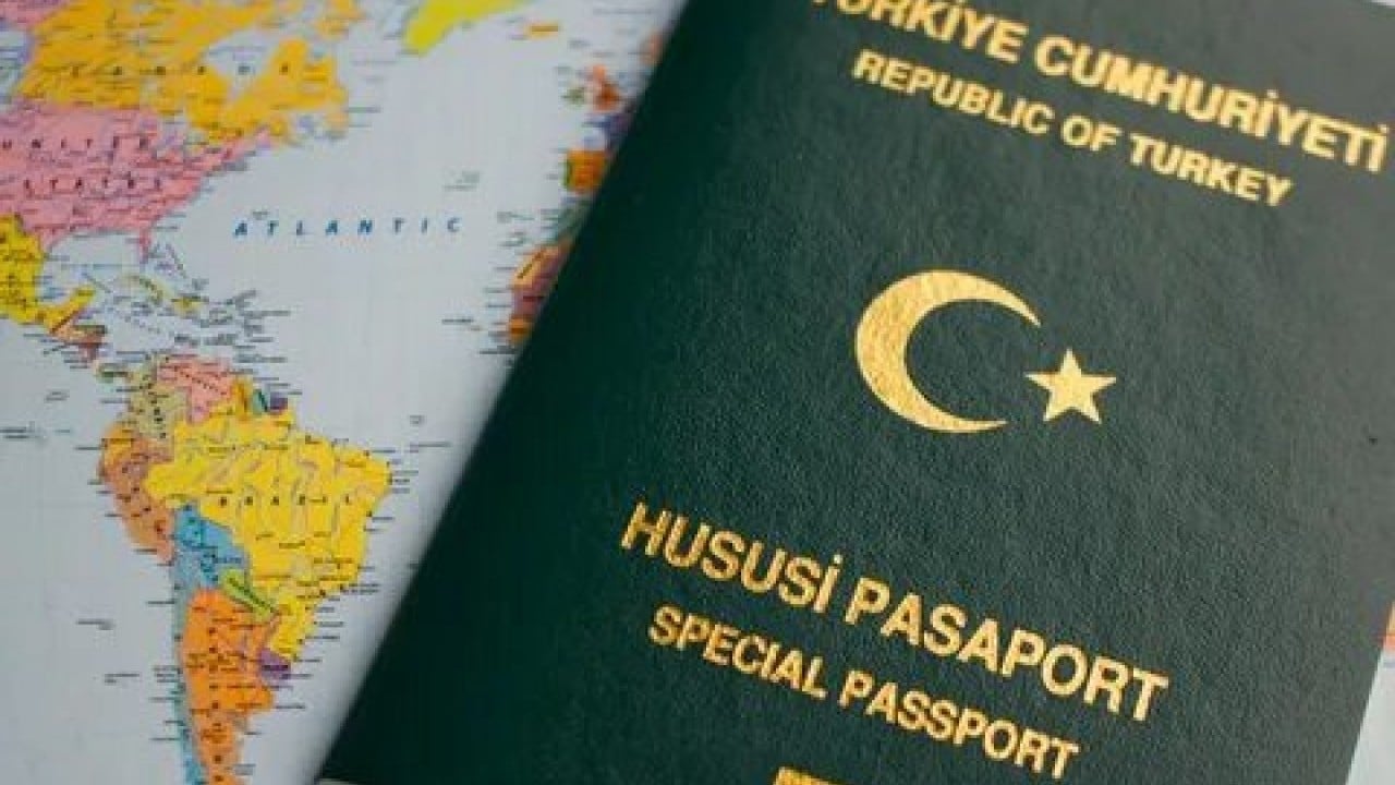 Foto - Meclis'te yeşil pasaport hareketliliği! Bir meslek grubuna daha vizesiz seyahat kapısı mı açılıyor?