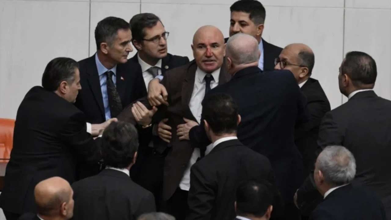Foto - Meclis’teki yumruklu kavganın en net görüntüleri