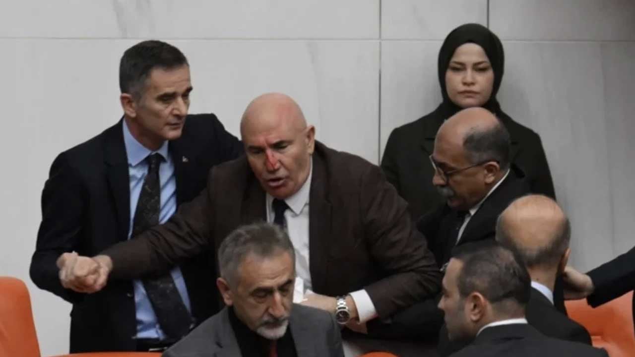 Foto - Meclis’teki yumruklu kavganın en net görüntüleri