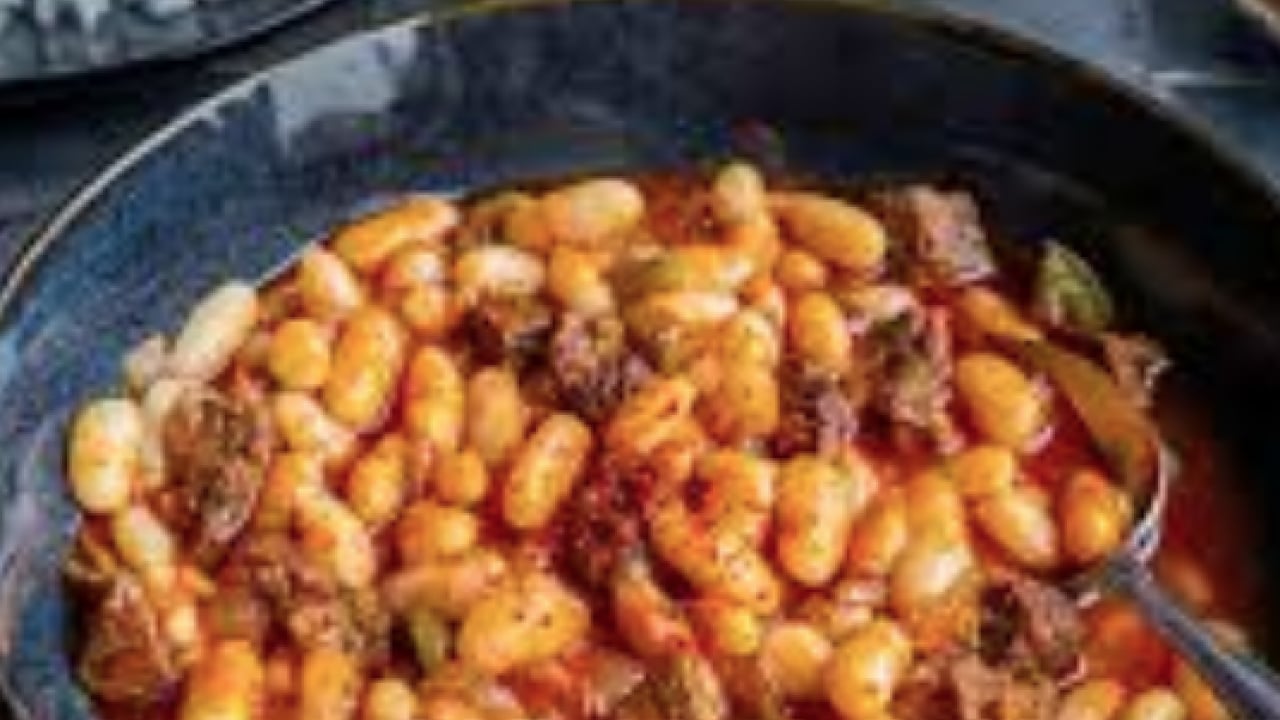 Foto - Meğer en pratik yolu buymuş... Kuru fasulyeyi haşlarken içine bir parça ekmek atın