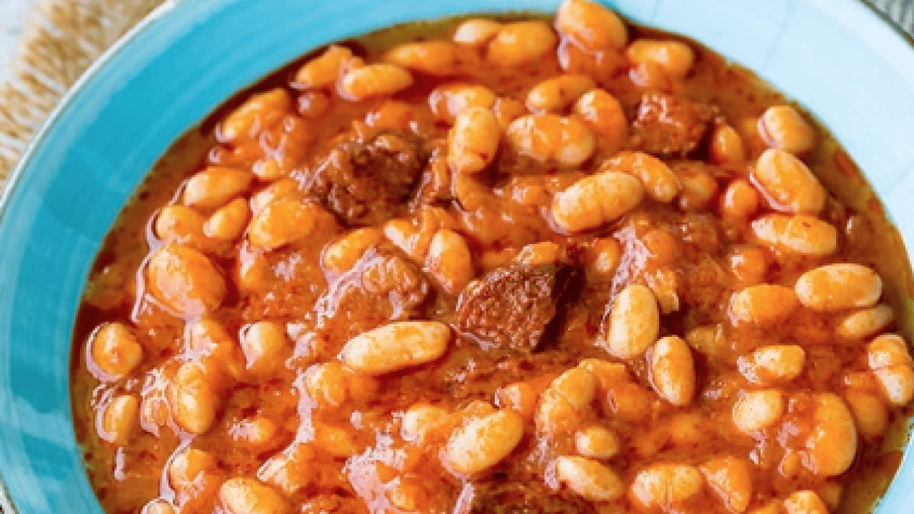 Meğer en pratik yolu buymuş... Kuru fasulyeyi haşlarken içine bir parça ekmek atın