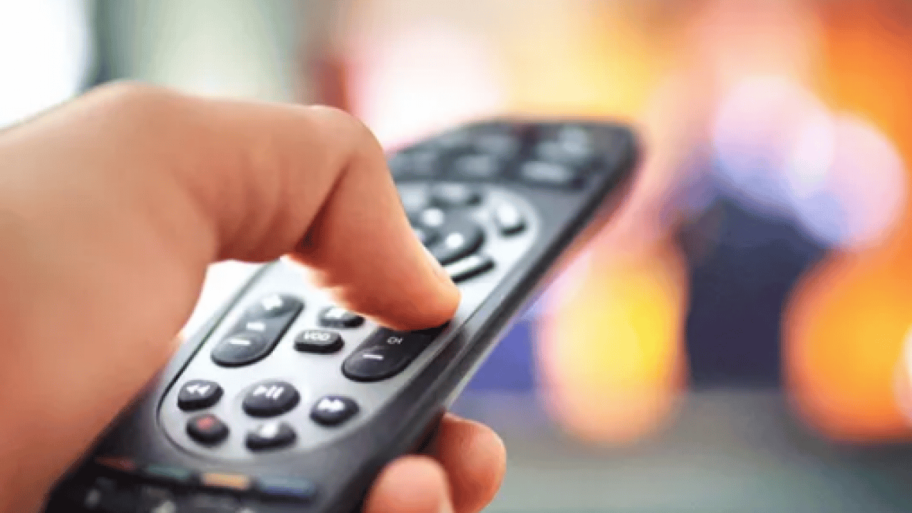 Foto - Meğer sadece kanal... Televizyon kumandasındaki o gizli tuşun sırrı çözüldü!