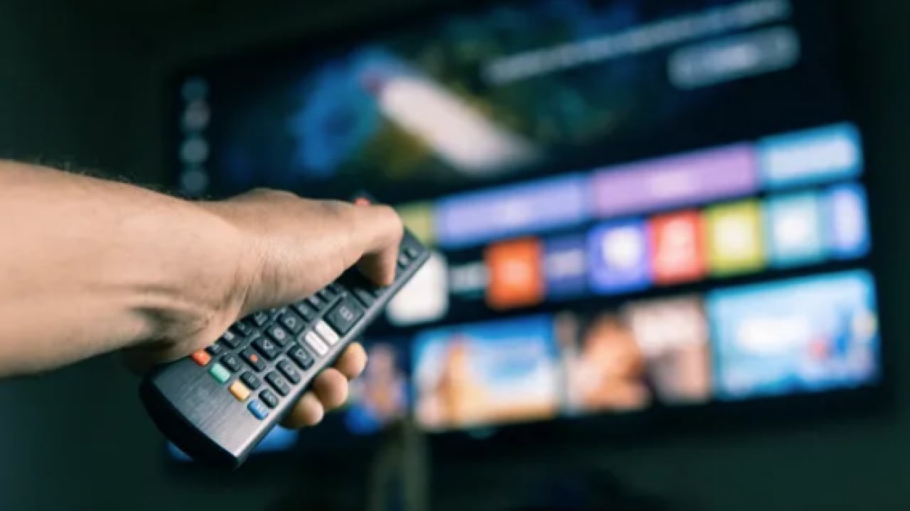 Foto - Meğer sadece kanal... Televizyon kumandasındaki o gizli tuşun sırrı çözüldü!