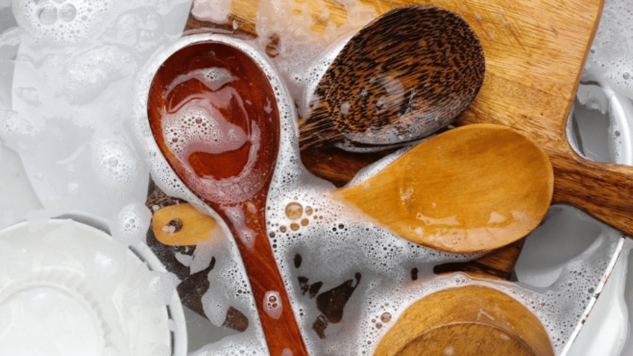 Foto - Meğerse zehir saçıyormuş! Mutfakta tahta kaşık kullanırken dikkat