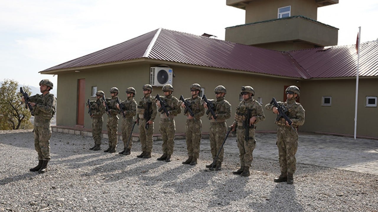 Foto - Mehmetçik 7/24 nöbette kuş uçurtmuyor