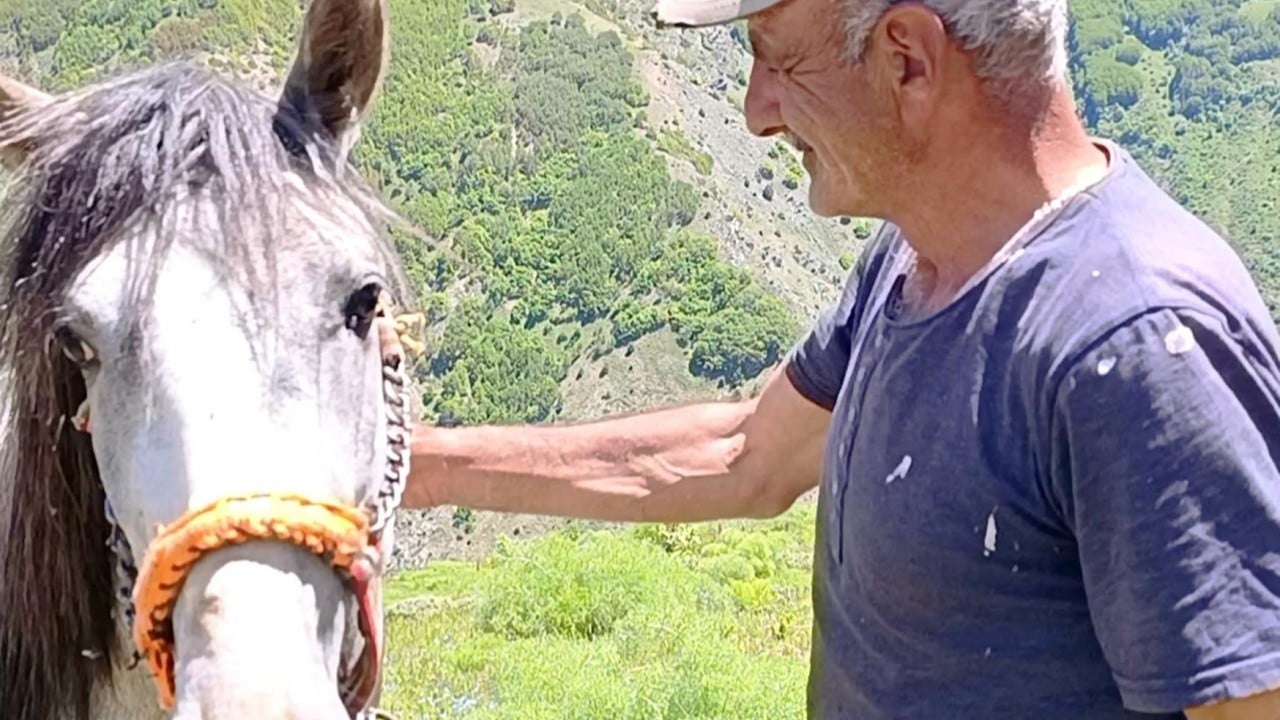 Foto - Mekanı Keşiş Dağı oldu 40 yılın 20 yılı dağlarda tek başına