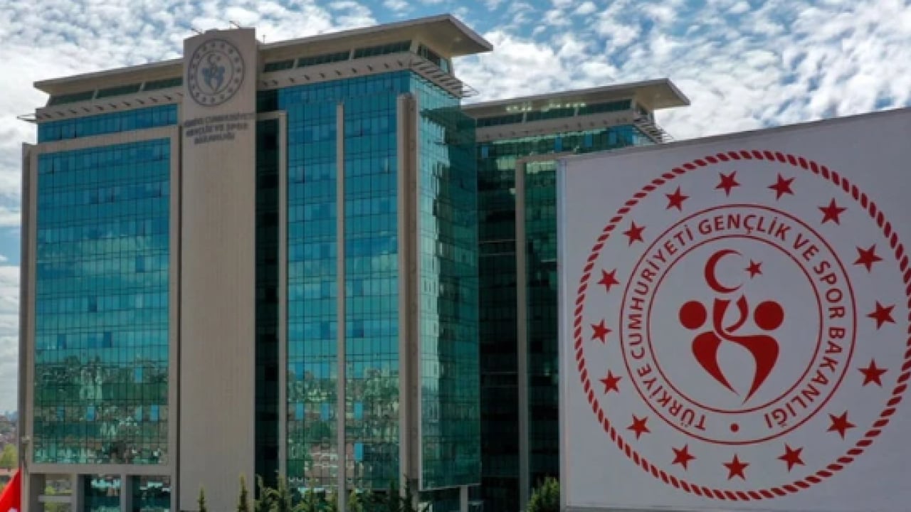 Memur olmak isteyenlere müjde: Başvurular bugün başladı! 600 kişi istihdam edilecek