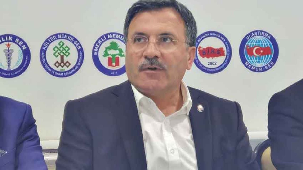 Foto - Memur-Sen’den 10 Kasım mevlidine tepki: Camiler kemalizm testi yeri değildir