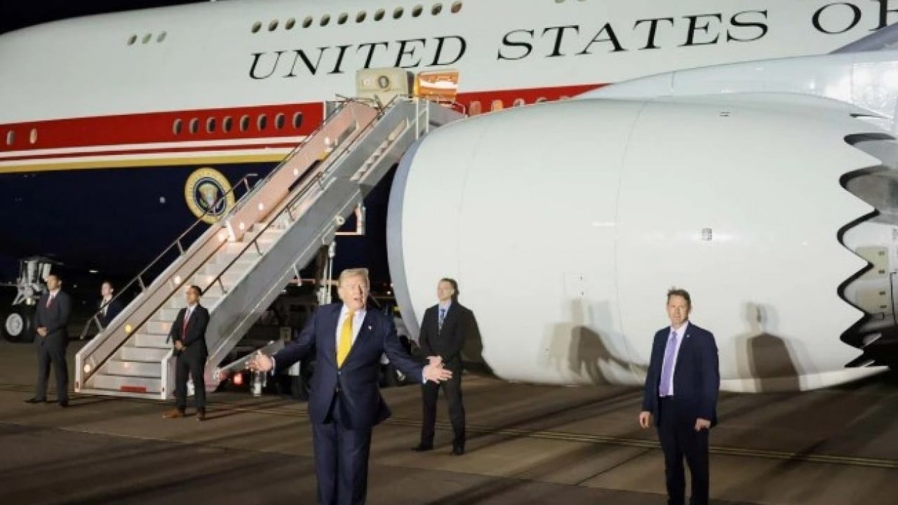 Foto - Merak edilen soru cevaplandı! Trump Türkiye'den ayrılırken neden uçak değiştirdi?