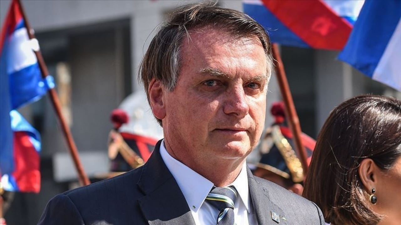 Foto - Merakına yenilip elektronik kelepçeyi bozdu, polis hemen kapıyı çaldı! Devlet başkanına yaka paça tutuklama